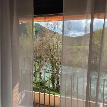 Gorga-ordesa, En Apartament *