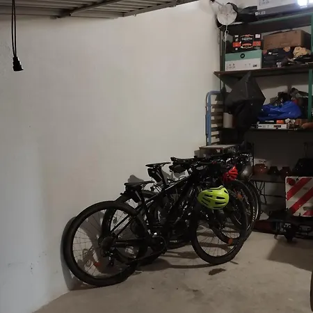 Gorga-ordesa, En Apartament *