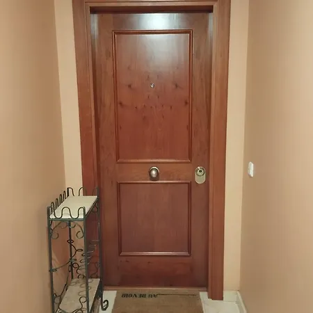 Gorga-ordesa, En Apartment *