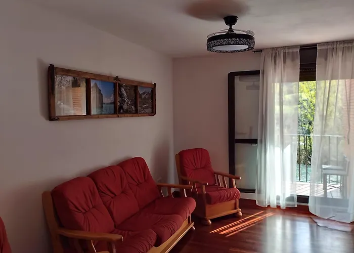 Gorga-ordesa, En Apartment *